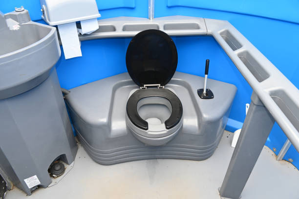 Best Portable restroom trailer rental  in Conshohocken, PA